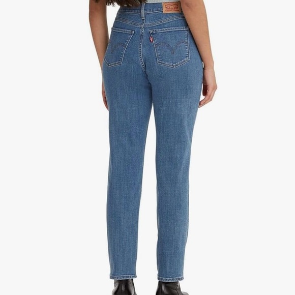 Levi's Women's Classic Straight, Stellar Stretch Jeans Size 12 - Picture 2 of 10